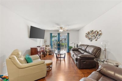 /international/us/1016-thoroughgood-way-chesapeake-va-110100977423/