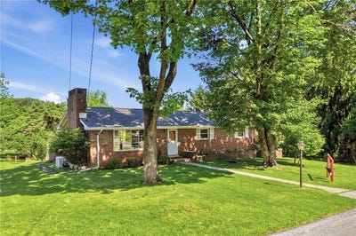 /international/us/2224-sunset-lane-fountain-hill-boro-pa-110108447658/