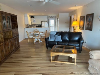 /international/us/538-clearwater-drive-camdenton-mo-110108254638/