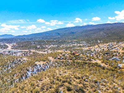 /international/us/31-37-bilotto-drive-cedar-crest-nm-110105213870/