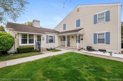/international/us/21240-e-glen-haven-circle-novi-mi-110108078345/