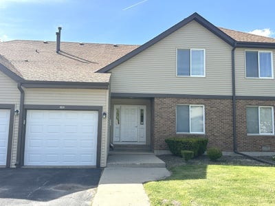 /international/us/1511-longwood-drive-sycamore-il-110107894930/