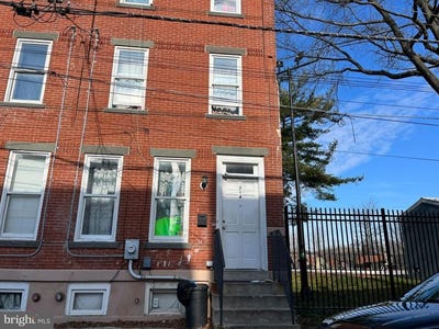 /international/us/314-academy-street-trenton-nj-110104213859/