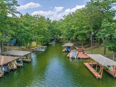 /international/us/5-torre-del-mar-way-hot-springs-village-ar-110107983580/