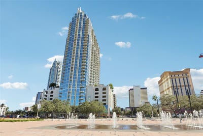 /international/us/777-n-ashley-drive-tampa-fl-110108572893/