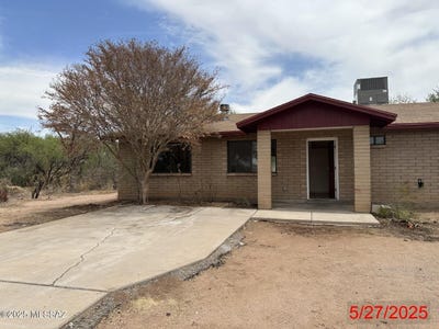 /international/us/895-via-esmeralda-rio-rico-az-110101198436/