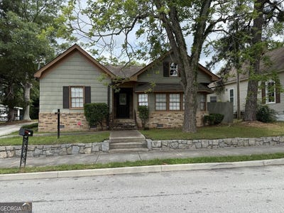 /international/us/1011-peek-street-nw-conyers-ga-110108382883/