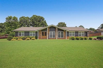 /international/us/30-benham-circle-cartersville-ga-110108936989/