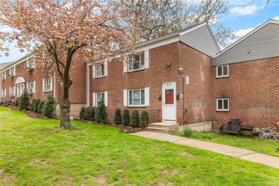 /international/us/220-02-stronghurst-avenue-queens-ny-110107417313/