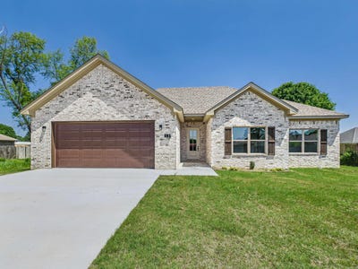 /international/us/13-hummingbird-drive-vilonia-ar-110107465177/