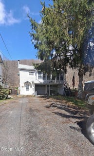 /international/us/319-main-street-hobart-ny-110107655697/