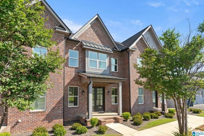 /international/us/829-21st-avenue-tuscaloosa-al-110107668992/