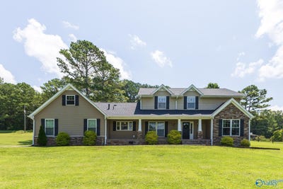 /international/us/251-jones-drive-brownsboro-al-110109386337/