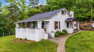 /international/us/9337-pedigo-rd-powell-tn-110099271324/