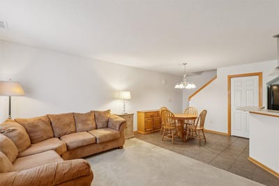 /international/us/601-orchard-hills-drive-norwalk-ia-110104514822/
