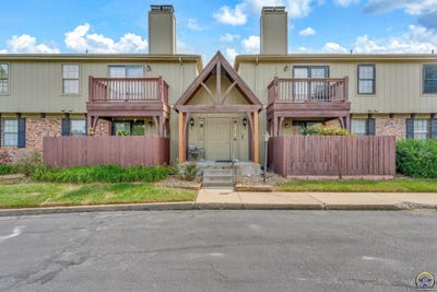/international/us/5633-sw-foxcroft-south-cir-topeka-ks-110110374832/