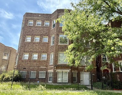 /international/us/7722-s-cornell-avenue-chicago-il-110108417452/