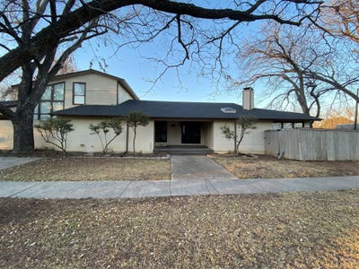 /international/us/4704-pershing-avenue-fort-worth-tx-110109696474/