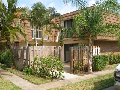 /international/us/825-center-street-jupiter-fl-110098392957/