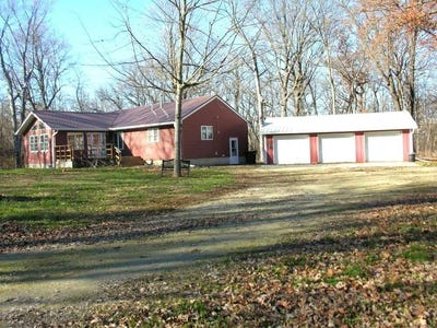 /international/us/3111-240th-street-charles-city-ia-110104095378/