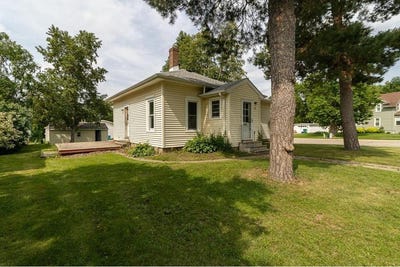 /international/us/717-2nd-avenue-ne-waseca-mn-110100044787/