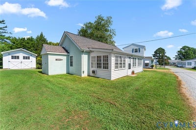 /international/us/205-rappahannock-drive-dunnsville-va-110120002410/