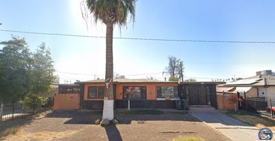 /international/us/14-kincaid-calexico-ca-110107694122/