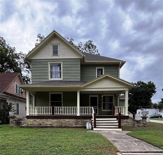 /international/us/1130-s-santa-fe-ave-chanute-ks-110104571782/