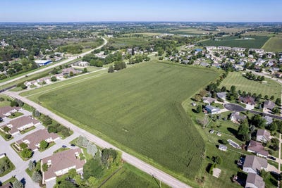 /international/us/1310-allwardt-street-watertown-wi-110096156047/?lang=en
