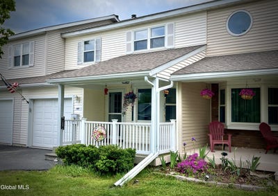 /international/us/137-country-estates-road-greenville-ny-110108226355/