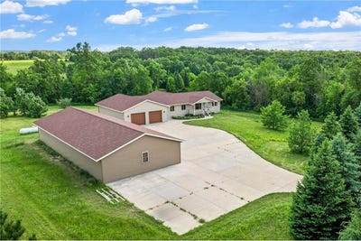 /international/us/24647-340th-street-browerville-mn-110108749774/
