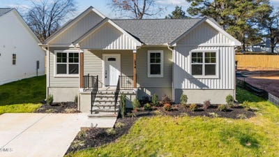 /international/us/214-e-college-street-franklinton-nc-110103063353/