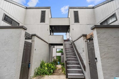 /international/us/3350-altamont-road-birmingham-al-110101447061/