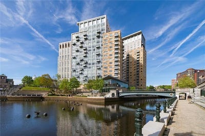 /international/us/200-exchange-street-providence-ri-110107255996/