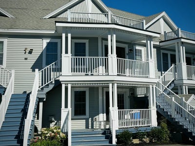 /international/us/15-hilltop-drive-rockport-me-110104866987/