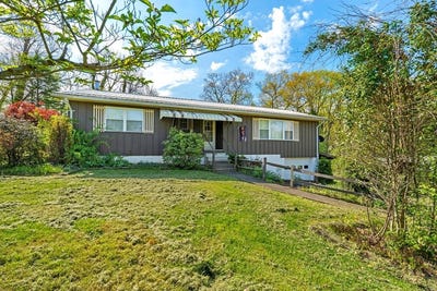 /international/us/420-steele-street-middlebourne-wv-110108303117/
