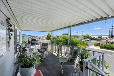 /international/us/1065-lomita-boulevard-harbor-city-ca-110100927515/