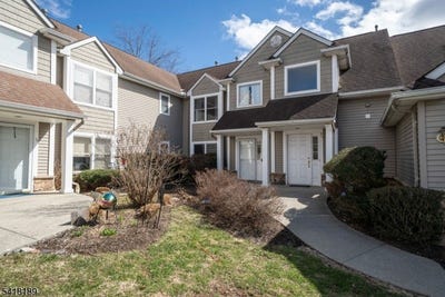 /international/us/89-bourne-cir-hardyston-twp-nj-110106537816/
