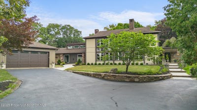 /international/us/2001-cleveland-avenue-scranton-pa-110101201737/?lang=en
