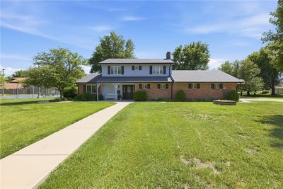 /international/us/308-canary-lane-iola-ks-110108171047/