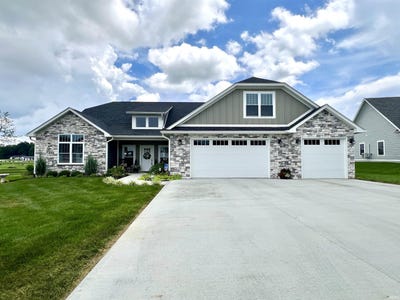 /international/us/805-spyglass-hill-drive-bedford-in-110100810709/?lang=en