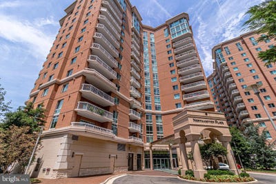 /international/us/3101-n-hampton-drive-alexandria-va-110108567409/