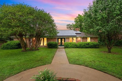 /international/us/3301-loma-vista-drive-waco-tx-110107744930/