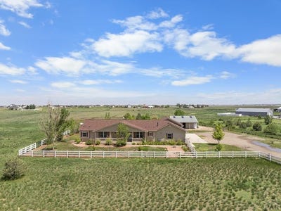 /international/us/32501-e-137-way-brighton-co-110099924243/