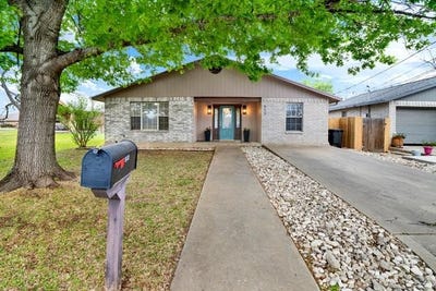 /international/us/512-s-mesquite-st-fredericksburg-tx-110106918431/