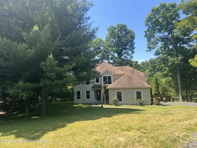 /international/us/1288-overlook-court-saylorsburg-pa-110108734585/