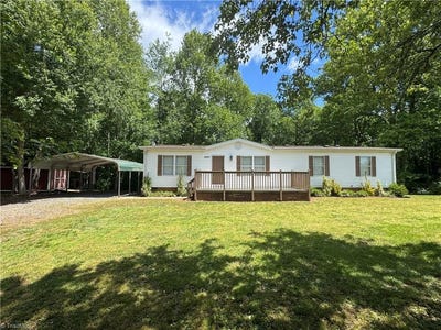 /international/us/1997-christian-home-church-road-traphill-nc-110108132515/