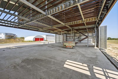 /international/us/15850-salado-airport-road-salado-tx-110102998649/