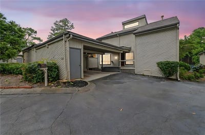 /international/us/683-highland-court-marietta-ga-110099507388/