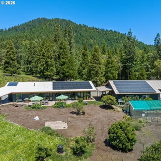 /international/us/1104-1106-upper-cow-creek-rd-azalea-or-110107988049/